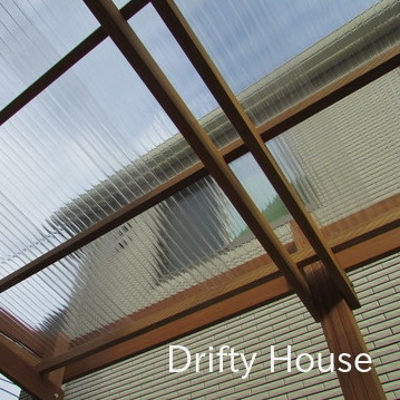 神奈川県横浜市Ｔ様邸リガーデン施工例/パーゴラ屋根（下から）
